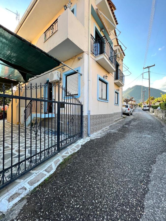 Village Apartment Marathias  Bagian luar foto