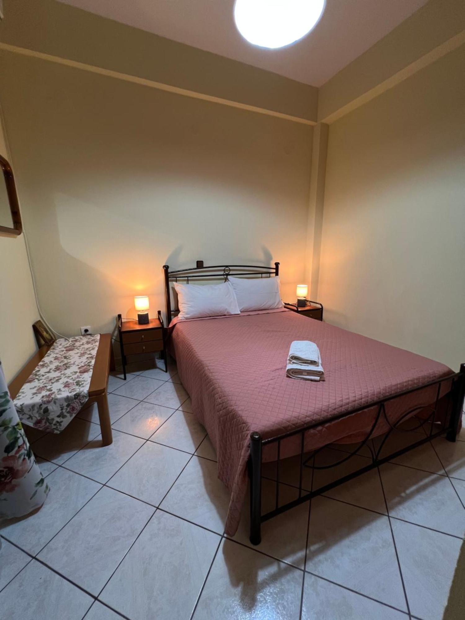 Village Apartment Marathias  Bagian luar foto